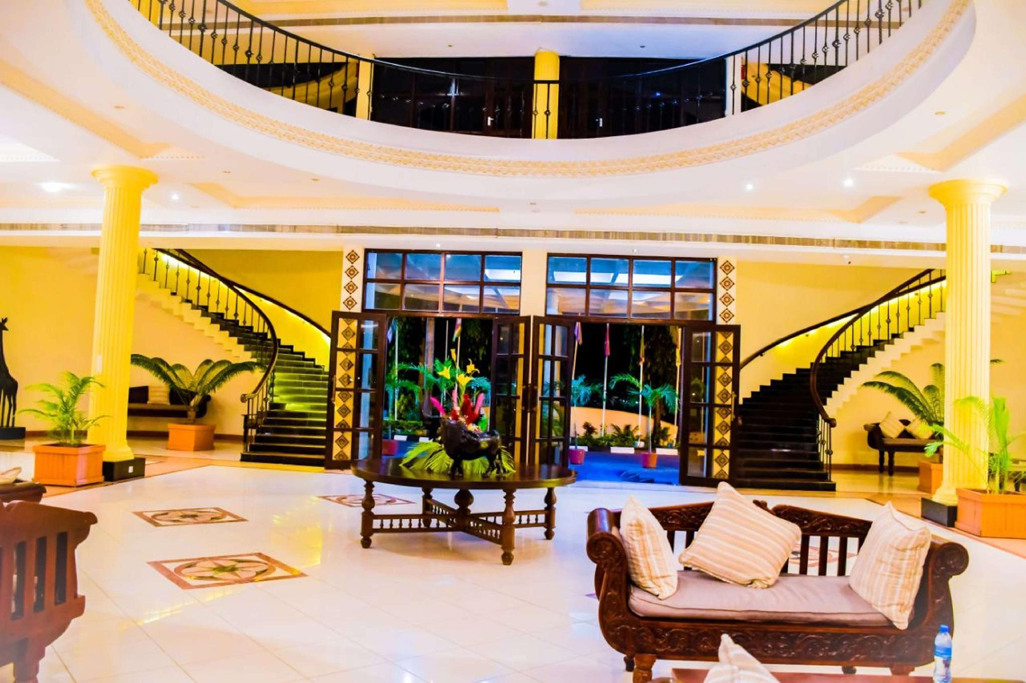 Отель Golden Tulip Дар-эс-Саламе Экстерьер фото